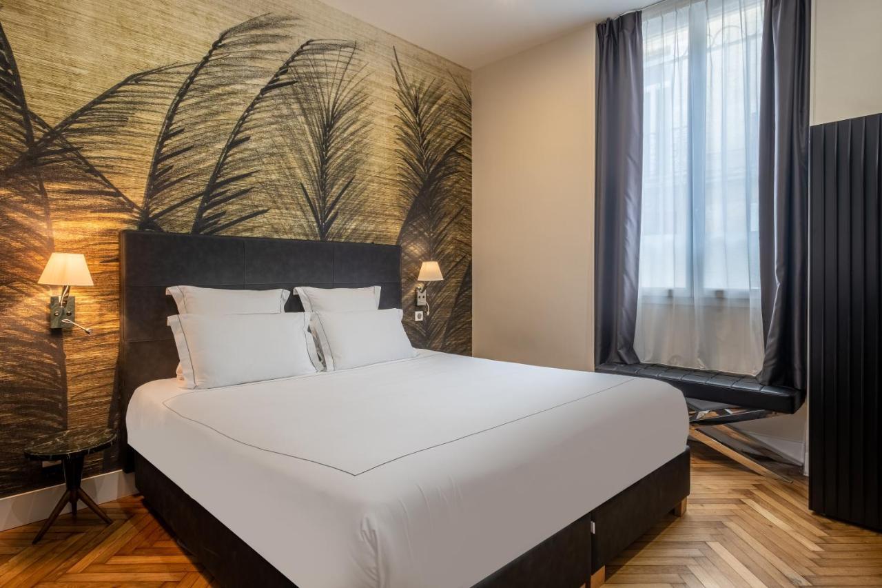 Le Palais Gallien Hotel & Spa Bordeaux Exterior photo A room at the hotel