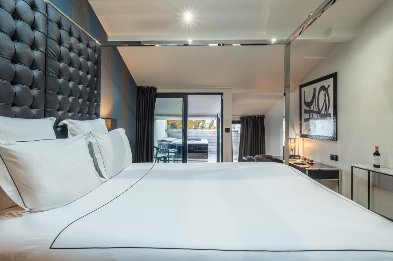 Le Palais Gallien Hotel & Spa Bordeaux Exterior photo A bedroom at the hotel